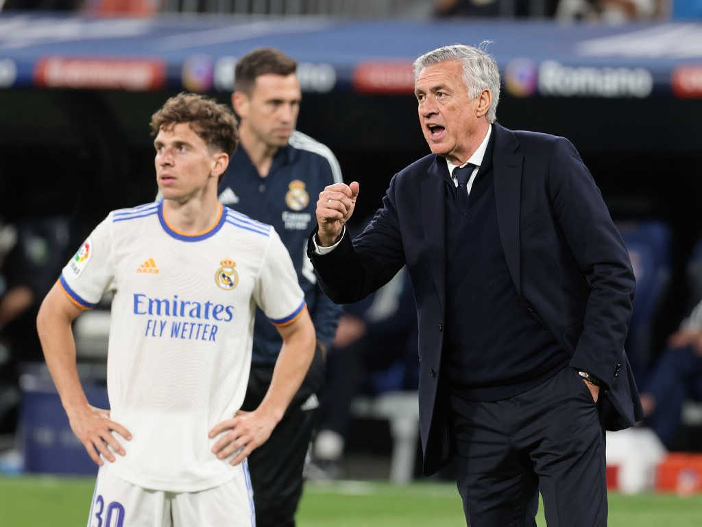 服这些世界 服这些世界